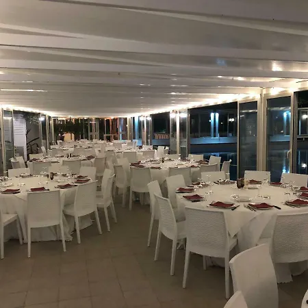 Valle Di Mare Country Resort Fontane Bianche
